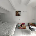 Tipo Loft Con Vista Al Montgo Denia