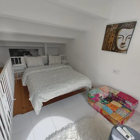 Tipo Loft Con Vista Al Montgo Apartmán *