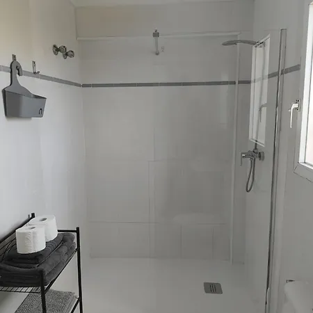 Tipo Loft Con Vista Al Montgo شقة دينايا
