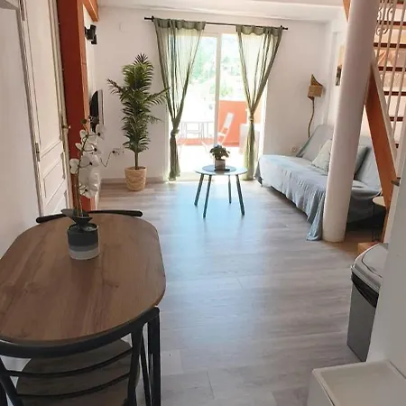 شقة Tipo Loft Con Vista Al Montgo *