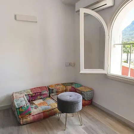Tipo Loft Con Vista Al Montgo Denia